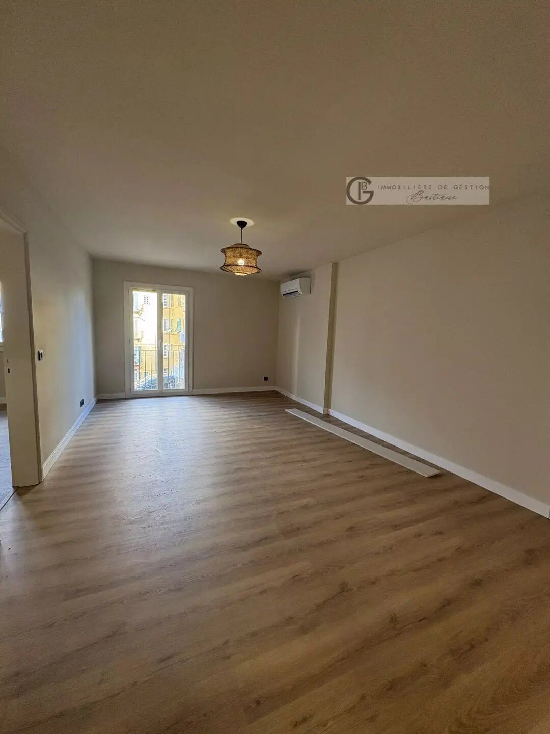 Appartement à louer, 51m², Bastia