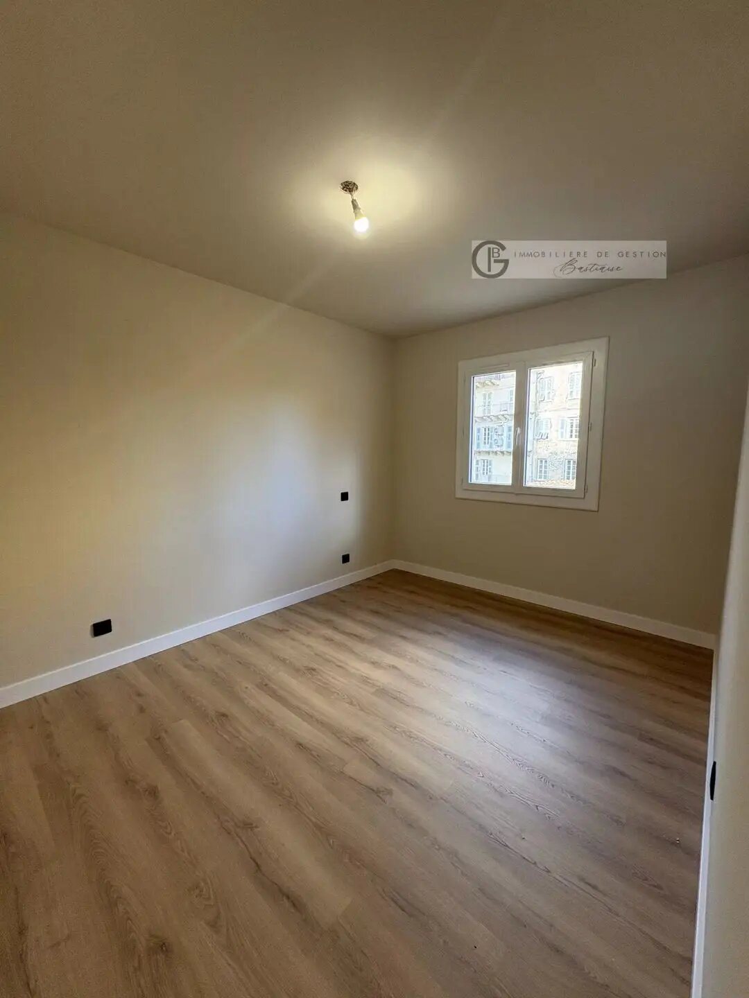 Appartement à louer, 51m², Bastia