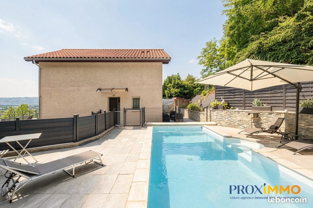 Maison à vendre, 111m², La Buisse