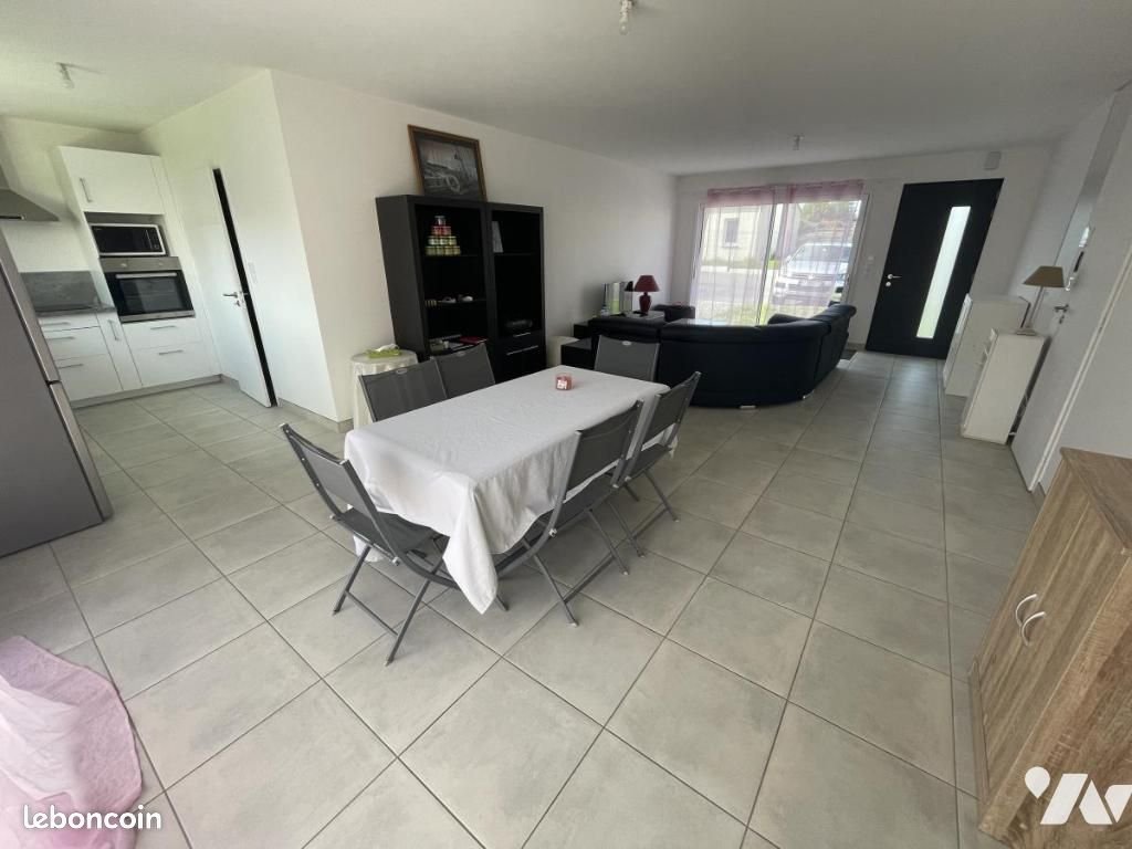 Maison à vendre, 93m², Saint-Hilaire-de-Chaléons