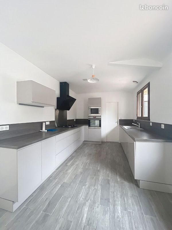 Maison à louer, 130m², Luçon