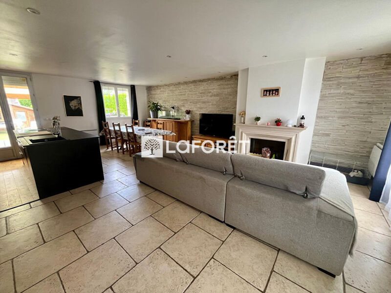 Maison à vendre, 121m², Hondainville