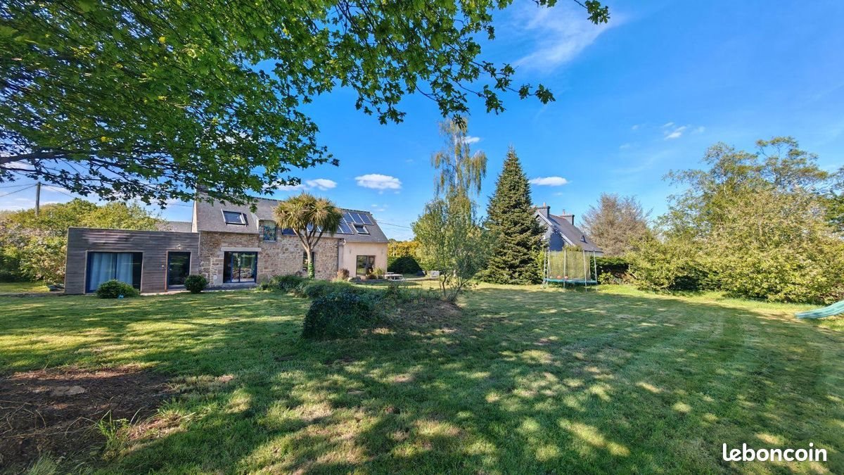 Maison à vendre, 140m², Rédené