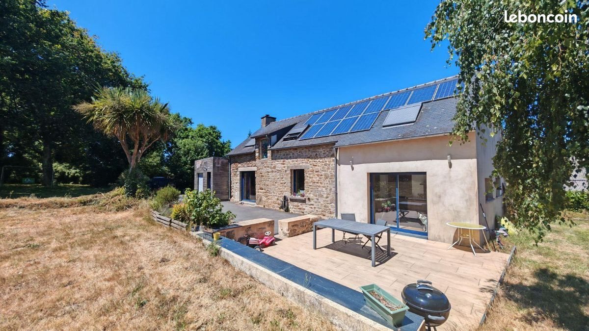 Maison à vendre, 140m², Rédené