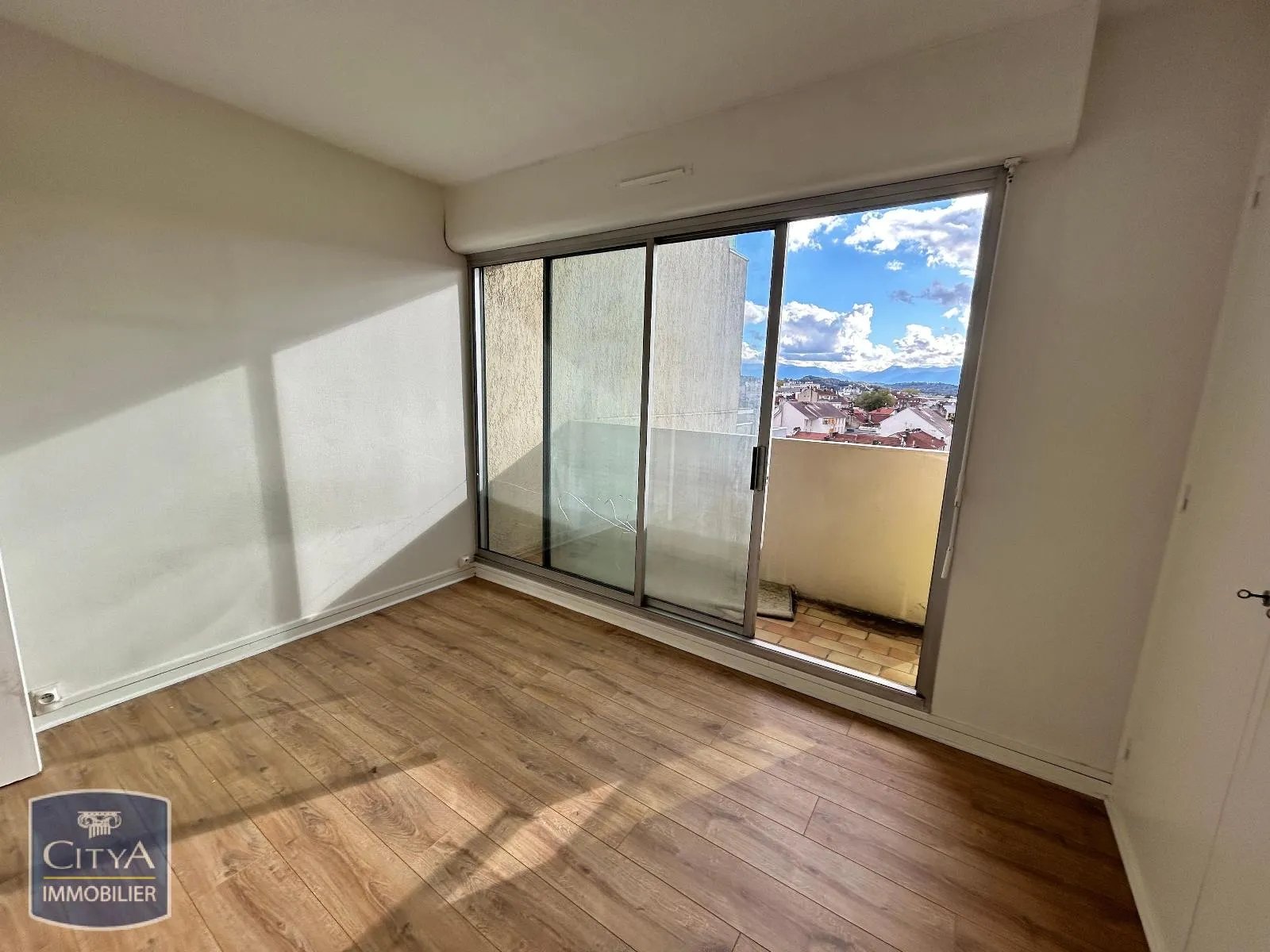 Appartement à louer, 75m², Pau