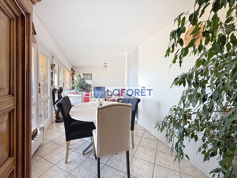 Appartement à vendre, 83m², Élancourt