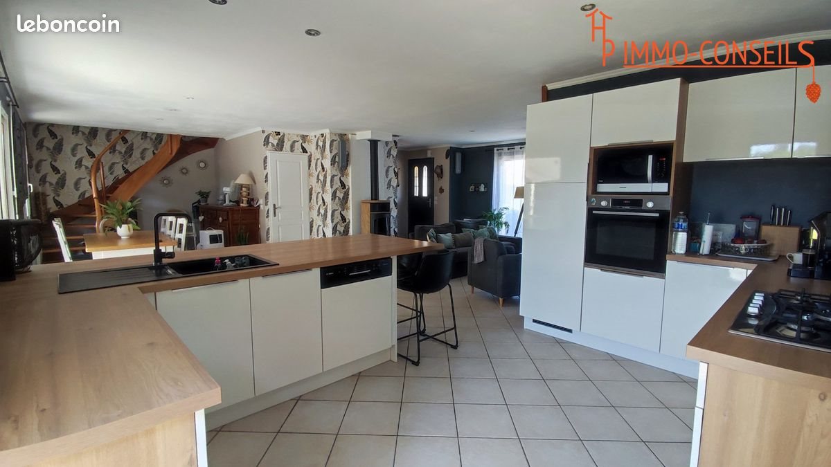 Maison à vendre, 136m², Fay-de-Bretagne