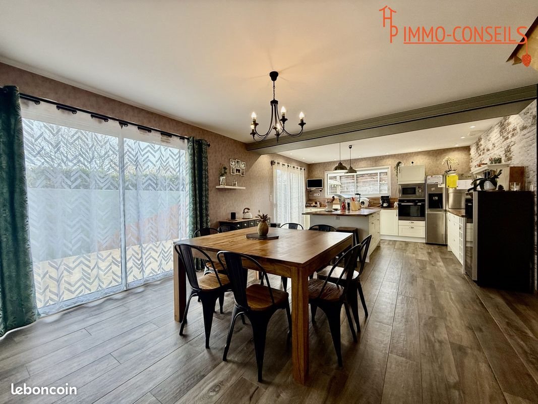 Maison à vendre, 139m², Grandchamp-des-Fontaines