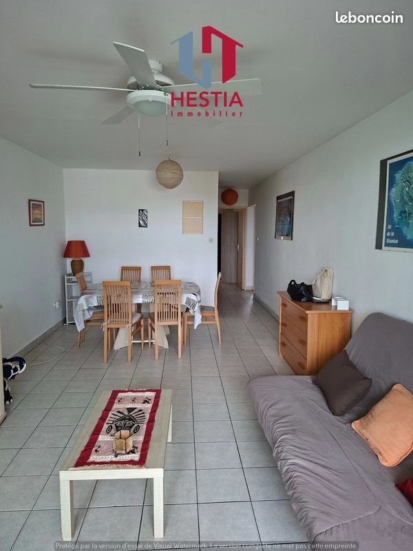 Appartement à louer, 53m², Saint-Gilles-les-Bains