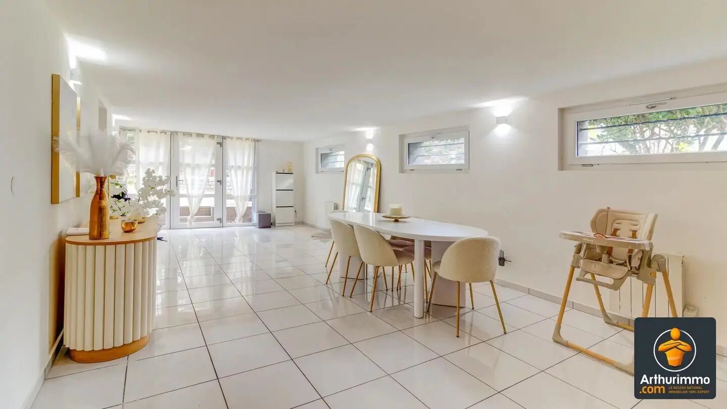 Appartement à louer, 160m², Charly