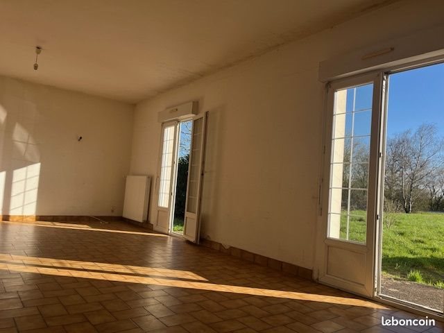 Maison à vendre, 160m², Saint-Julien-de-Vouvantes