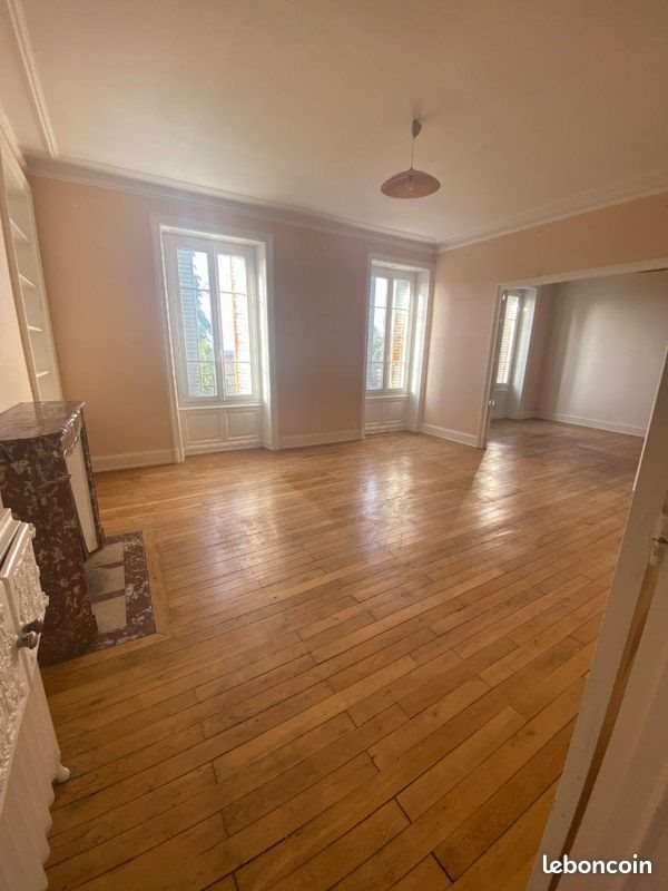 Appartement à vendre, 100m², Mauriac