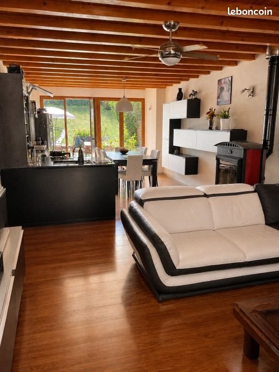 Maison à vendre, 130m², Ornans