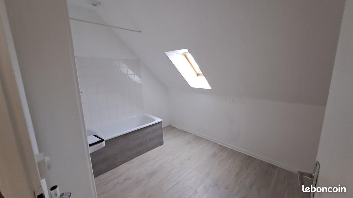 Maison à louer, 68m², Courtomer