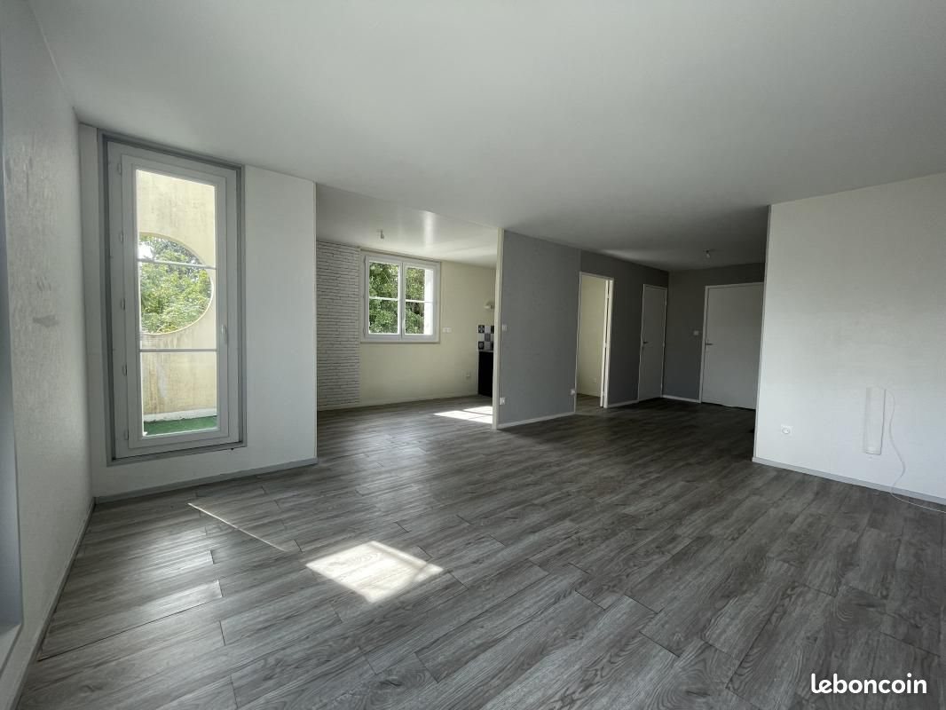 Appartement à louer, 69m², L'Aigle