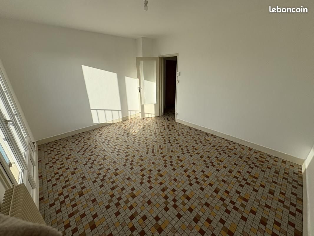 Appartement à louer, 72m², Alençon