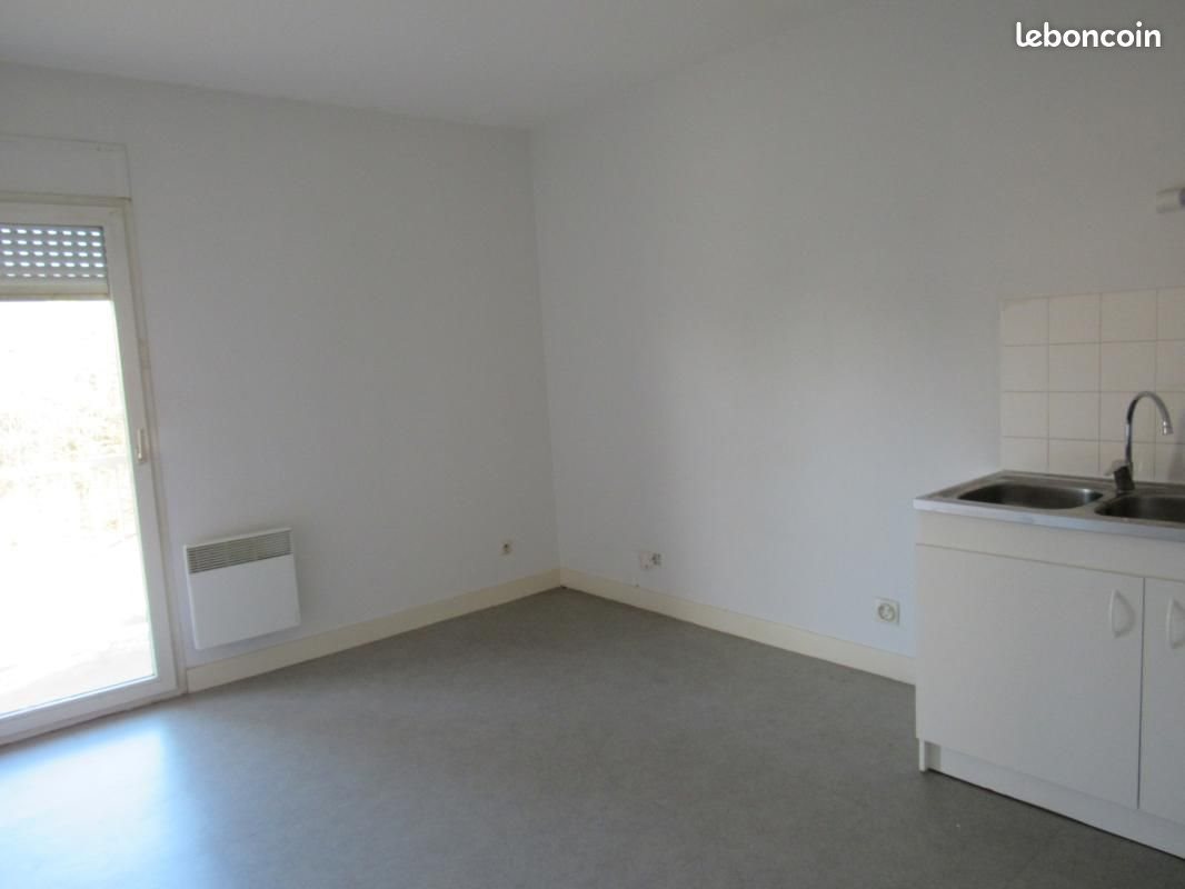 Appartement à louer, 52m², Sainte-Gauburge-Sainte-Colombe