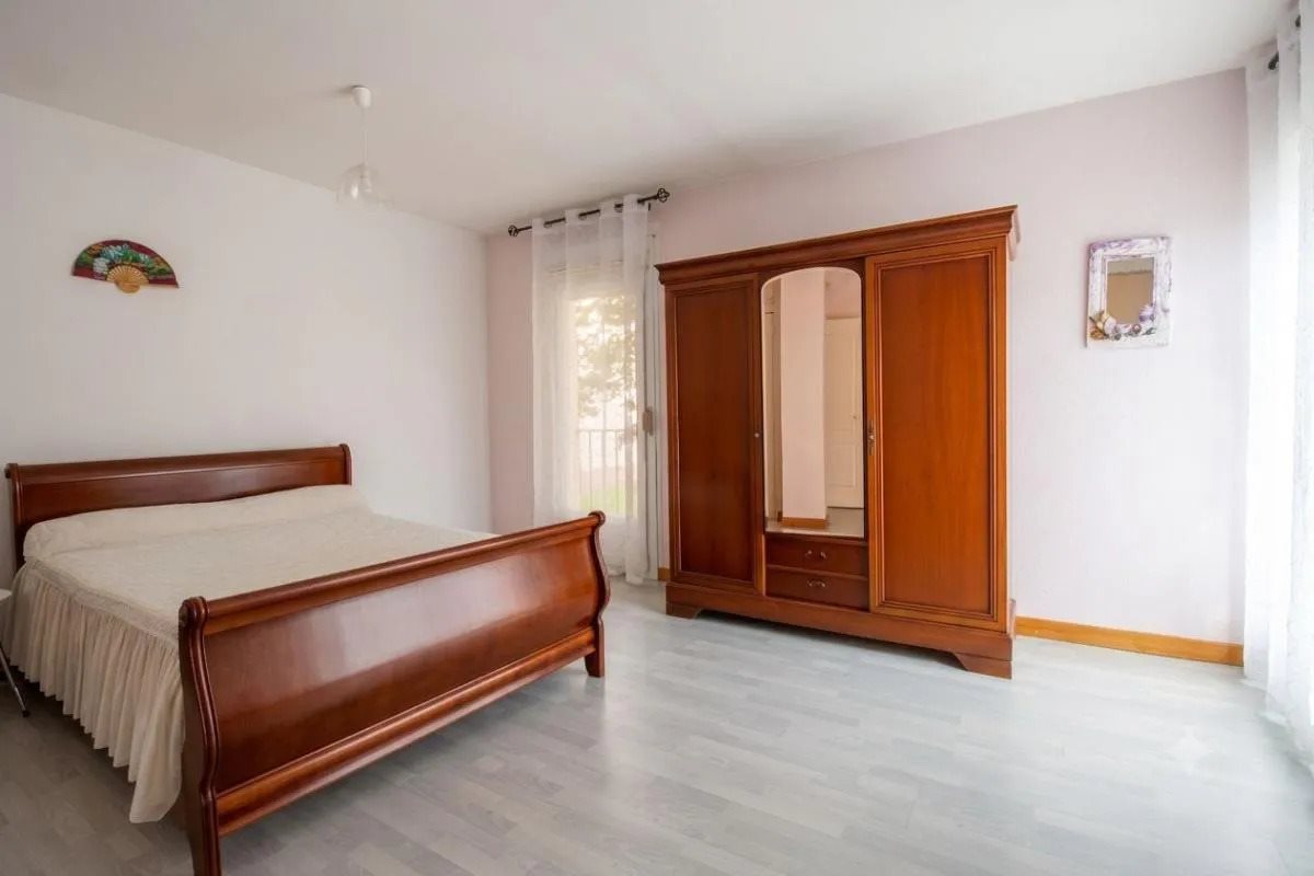 Appartement à vendre, 75m², Saint-Max