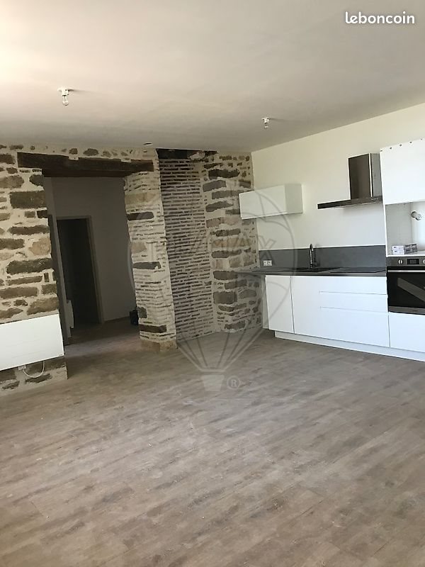 Appartement à louer, 72m², Couches