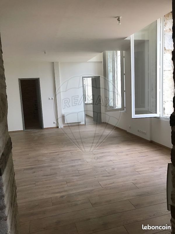 Appartement à louer, 72m², Couches
