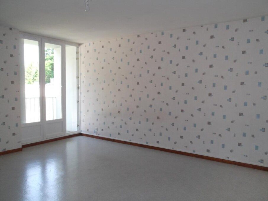 Appartement à louer, 77m², Harréville-les-Chanteurs