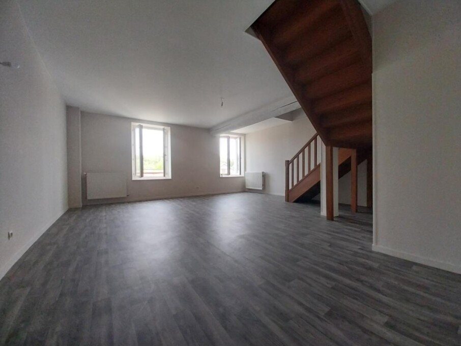 Appartement à louer, 122m², Chevillon