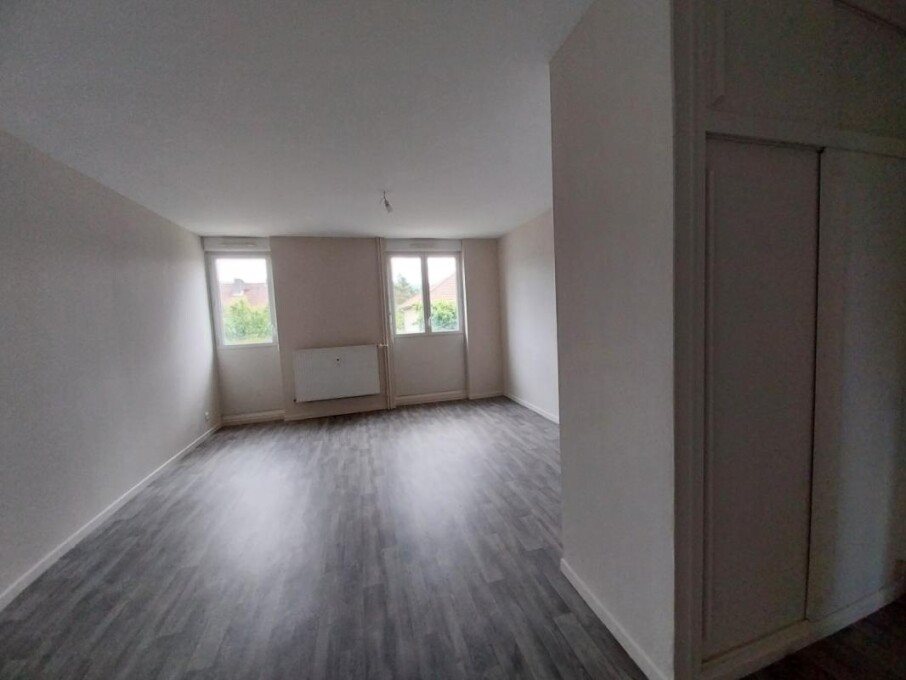 Appartement à louer, 75m², Froncles
