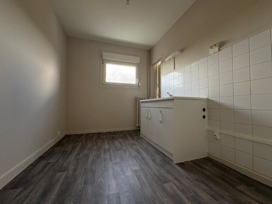 Appartement à louer, 42m², Wassy