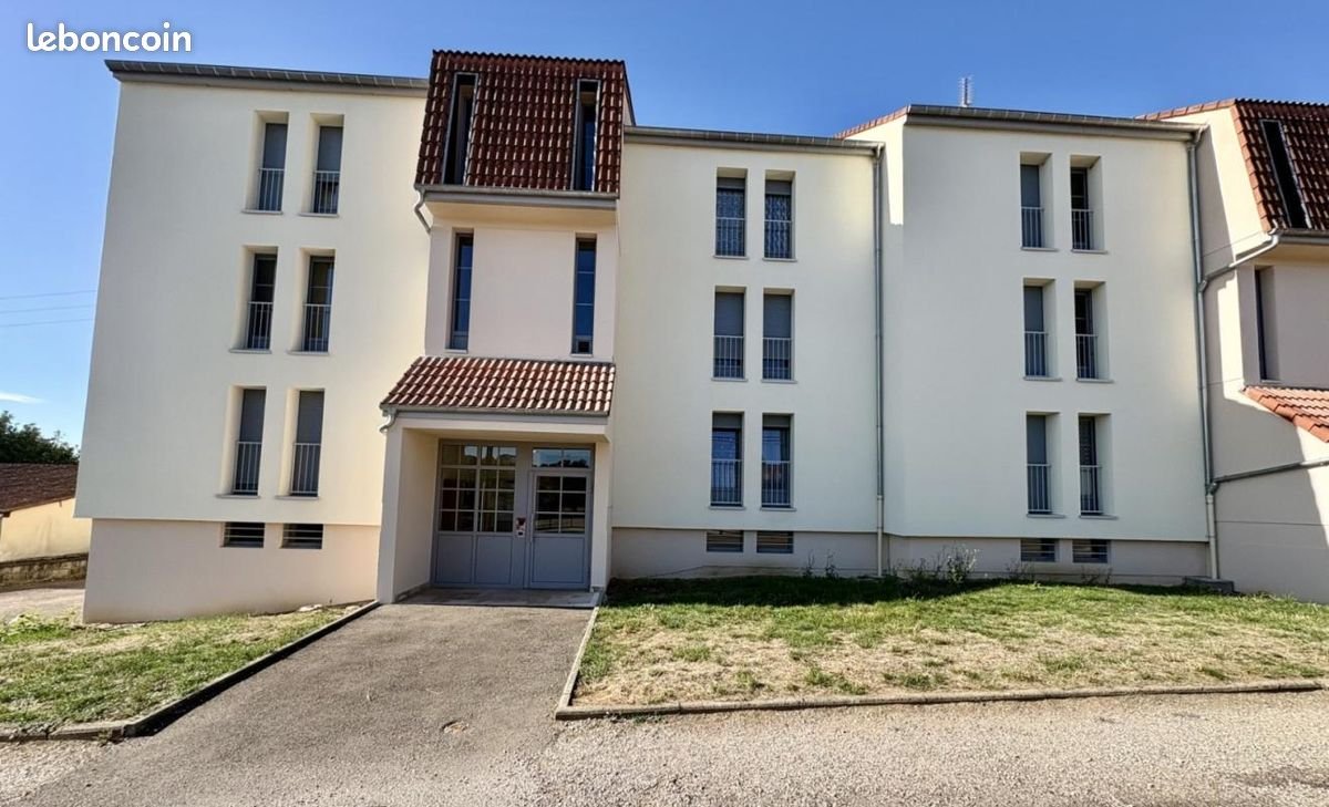 Appartement à louer, 52m², Longeau-Percey