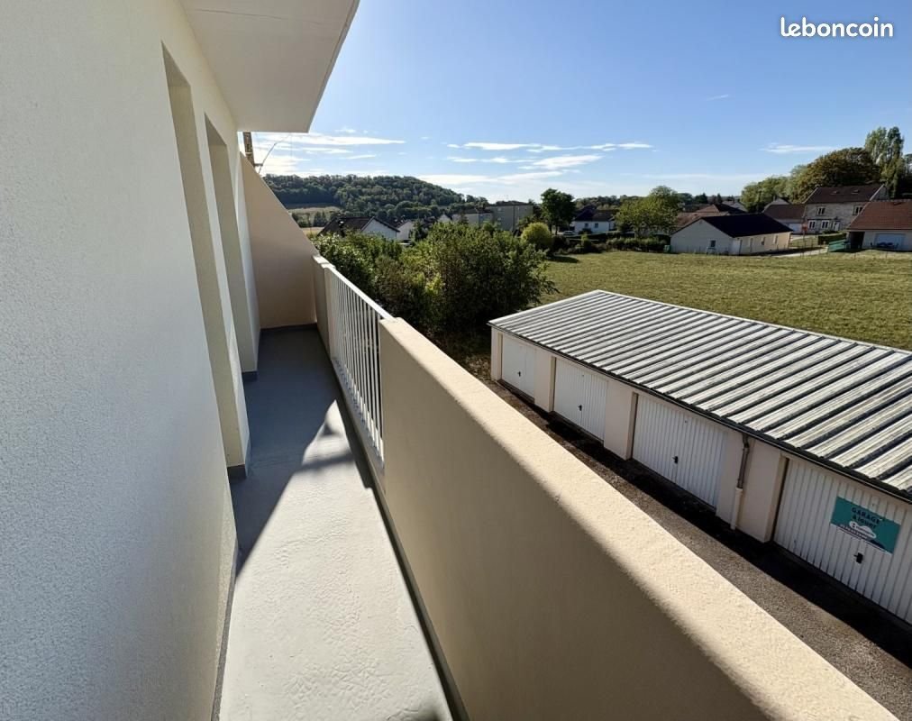 Appartement à louer, 52m², Longeau-Percey