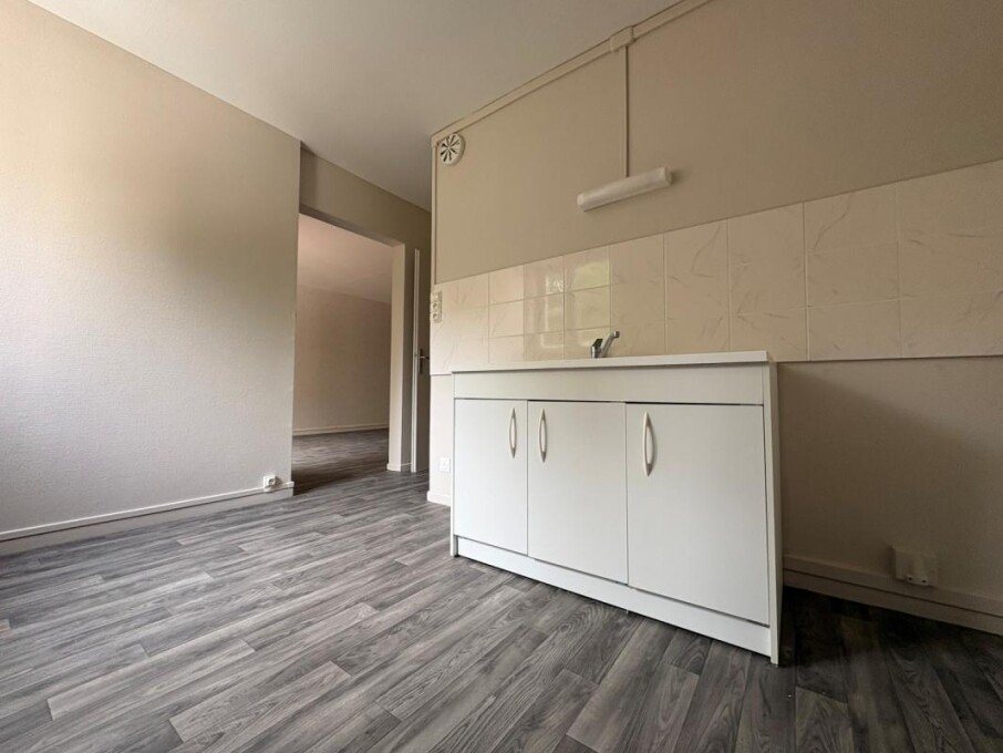 Appartement à louer, 52m², Wassy