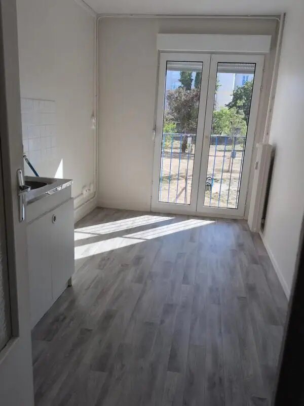 Appartement à louer, 76m², Saint-André-les-Vergers