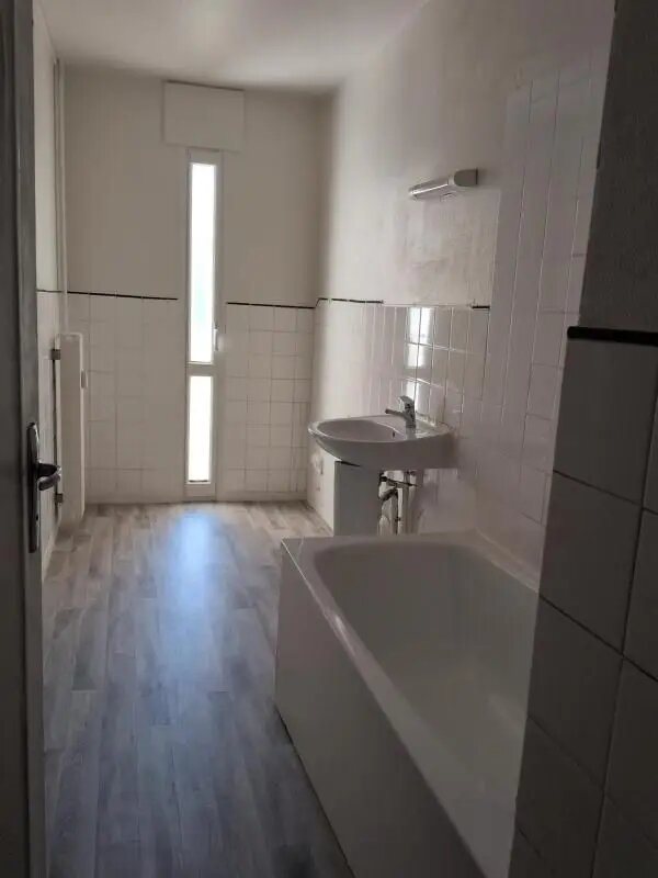 Appartement à louer, 76m², Saint-André-les-Vergers
