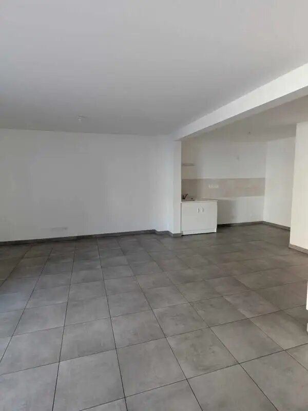 Appartement à louer, 74m², Montereau-Fault-Yonne