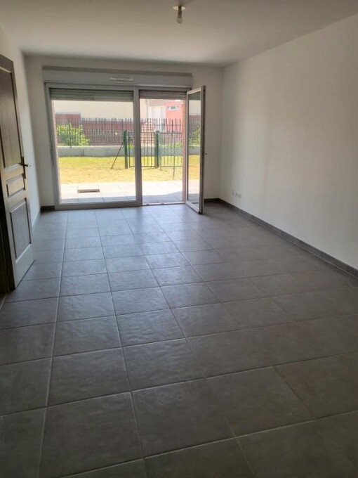 Appartement à louer, 74m², Pont-Sainte-Marie