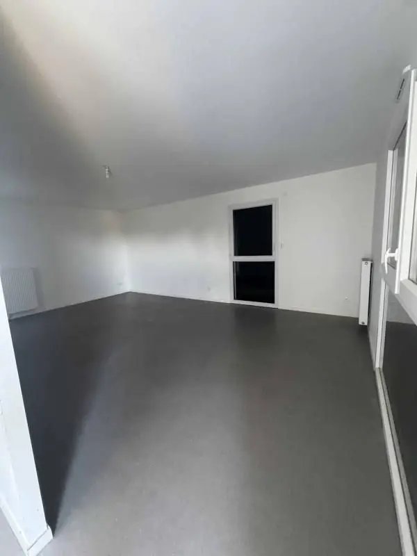 Appartement à louer, 78m², Saint-Parres-aux-Tertres