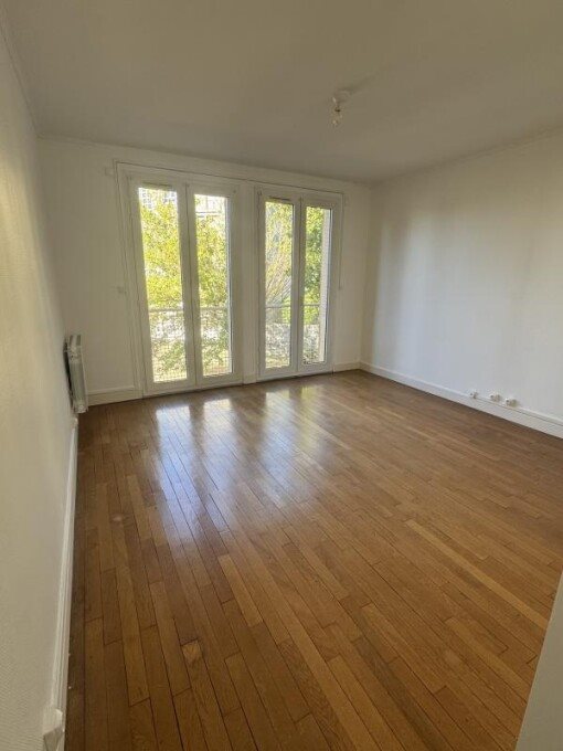 Appartement à louer, 59m², Saint-Julien-les-Villas