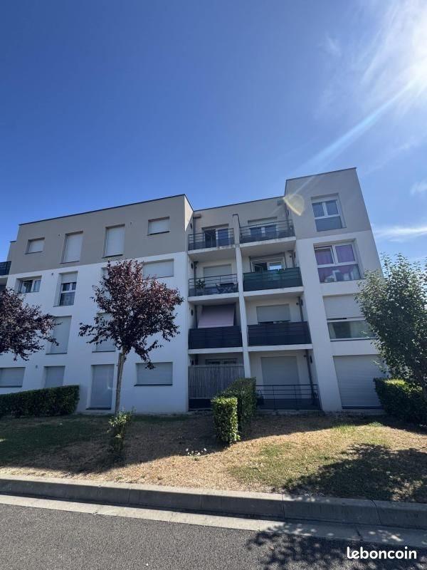 Appartement à louer, 61m², Saint-Julien-les-Villas