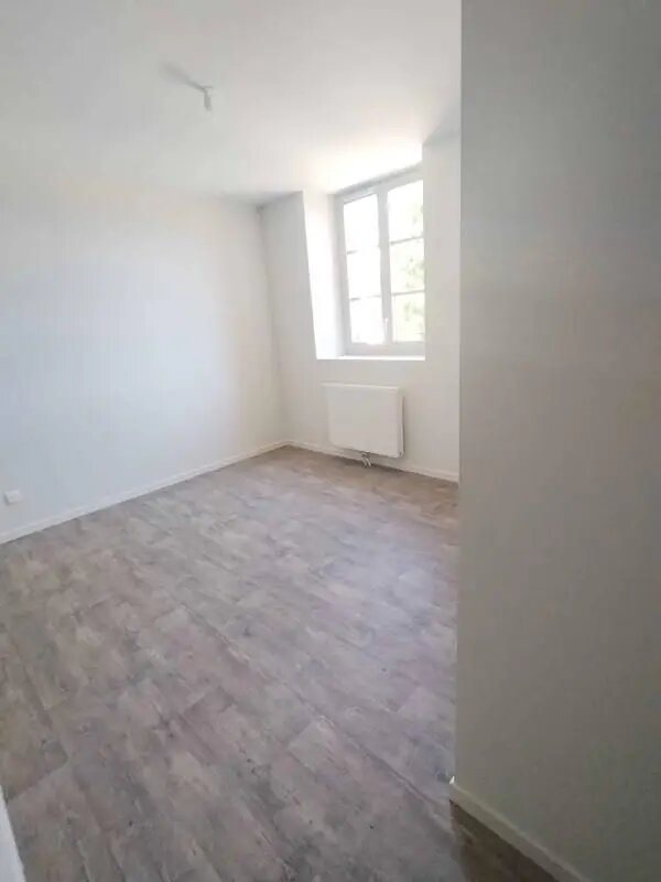 Appartement à louer, 77m², Langres