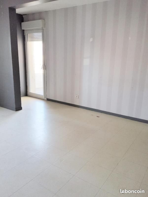 Appartement à louer, 76m², Saint-André-les-Vergers