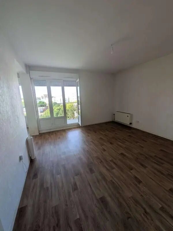 Appartement à louer, 70m², Les Noës-près-Troyes