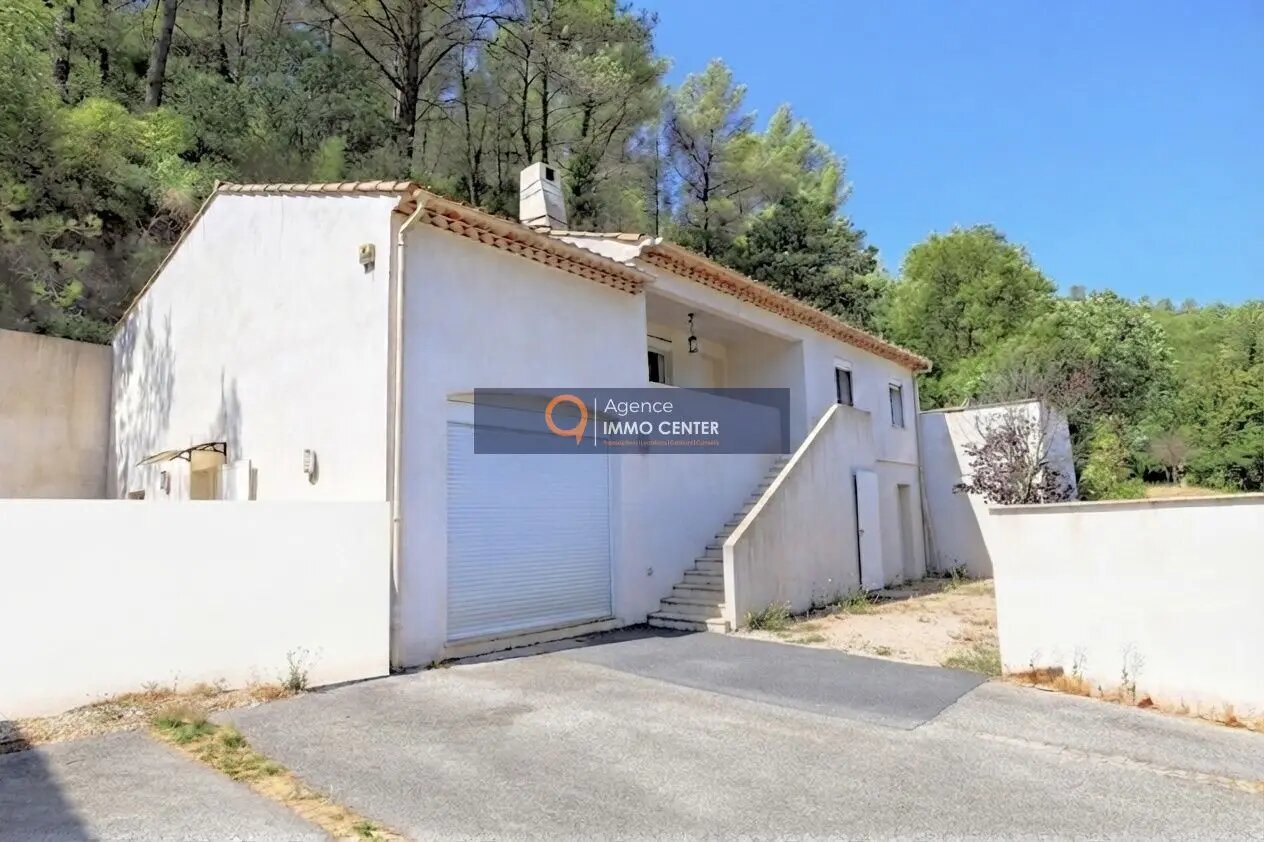 Maison à vendre, 220m², Solliès-Toucas