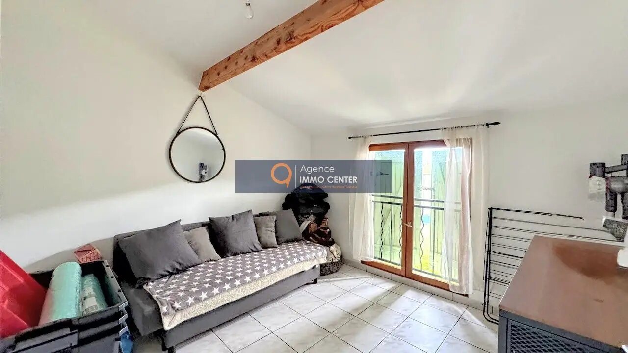 Appartement à louer, 47m², Solliès-Pont
