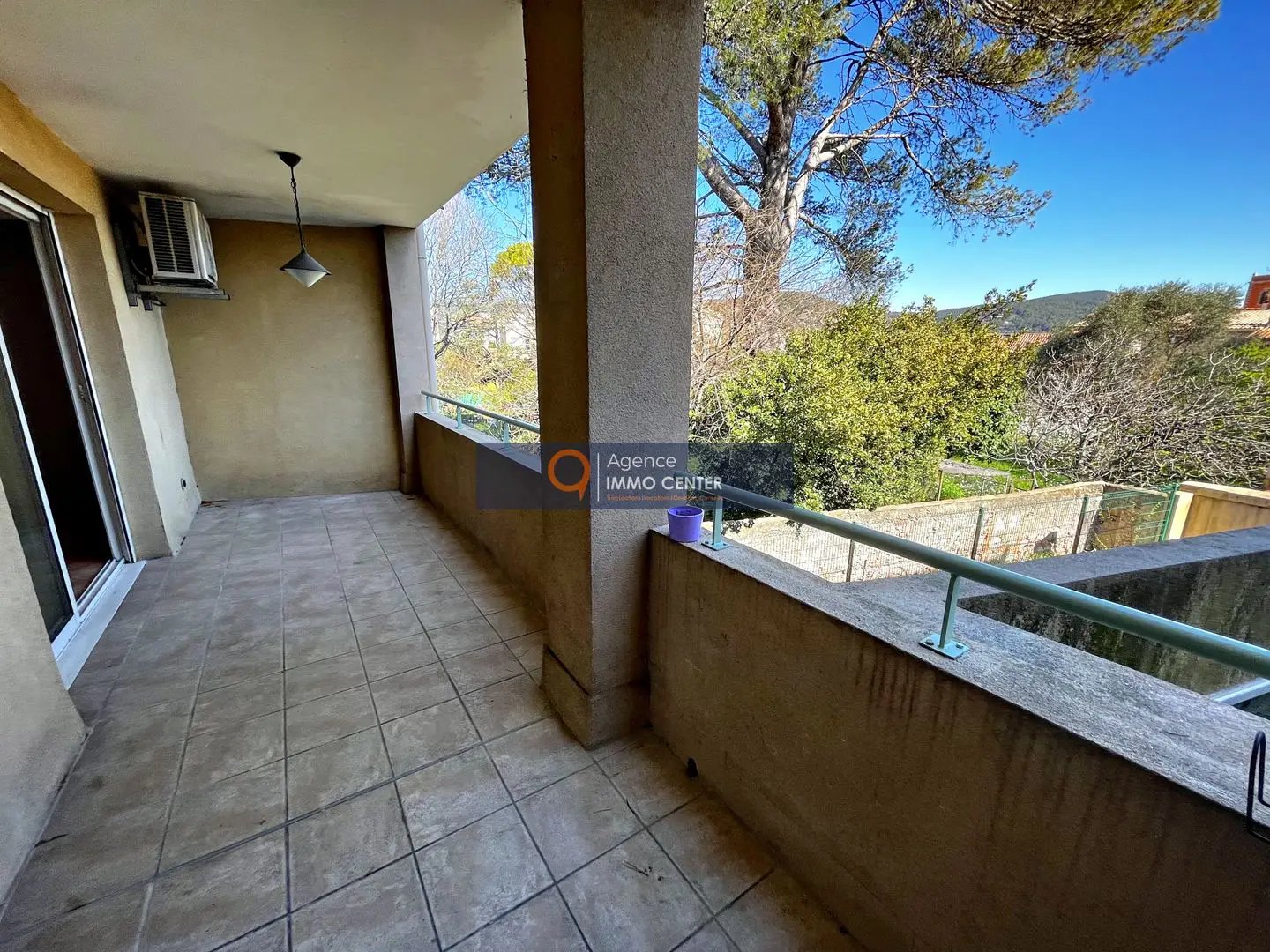 Appartement à louer, 94m², Solliès-Pont