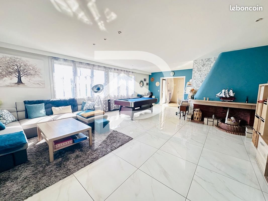 Maison à vendre, 221m², Chaumont