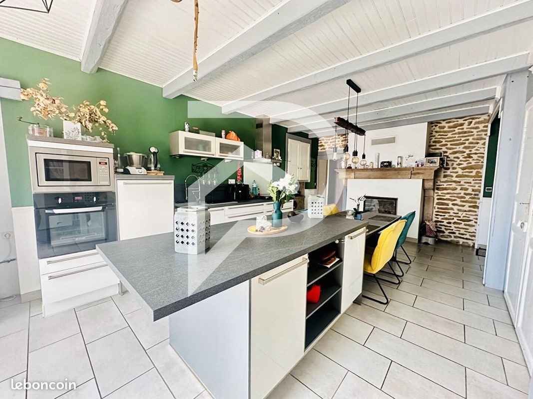 Maison à vendre, 223m², Is-en-Bassigny