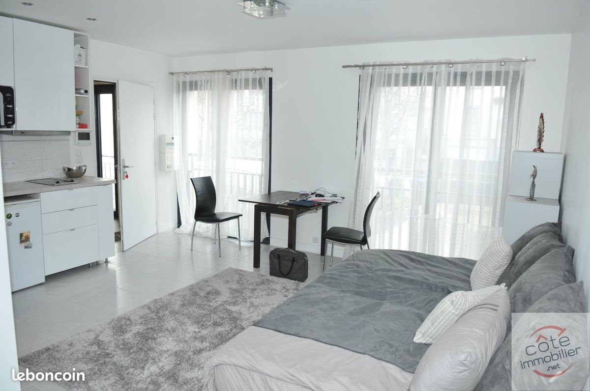 Appartement à louer, 35m², Cachan