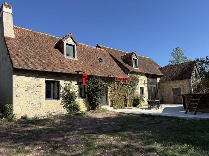 Maison à vendre, 164m², Saint-Cosme-en-Vairais