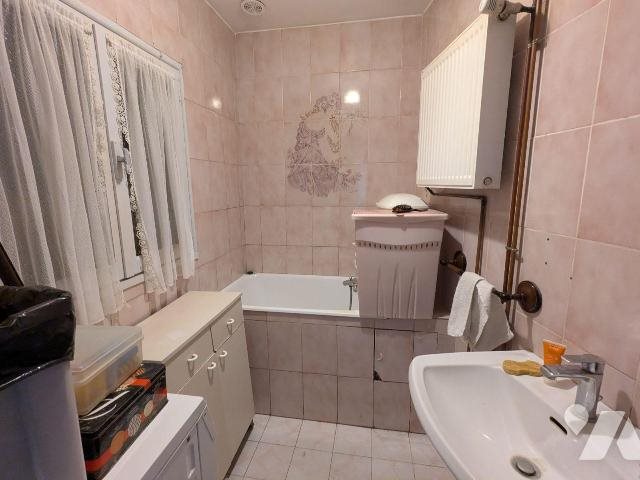 Maison à vendre, 67m², Amplier