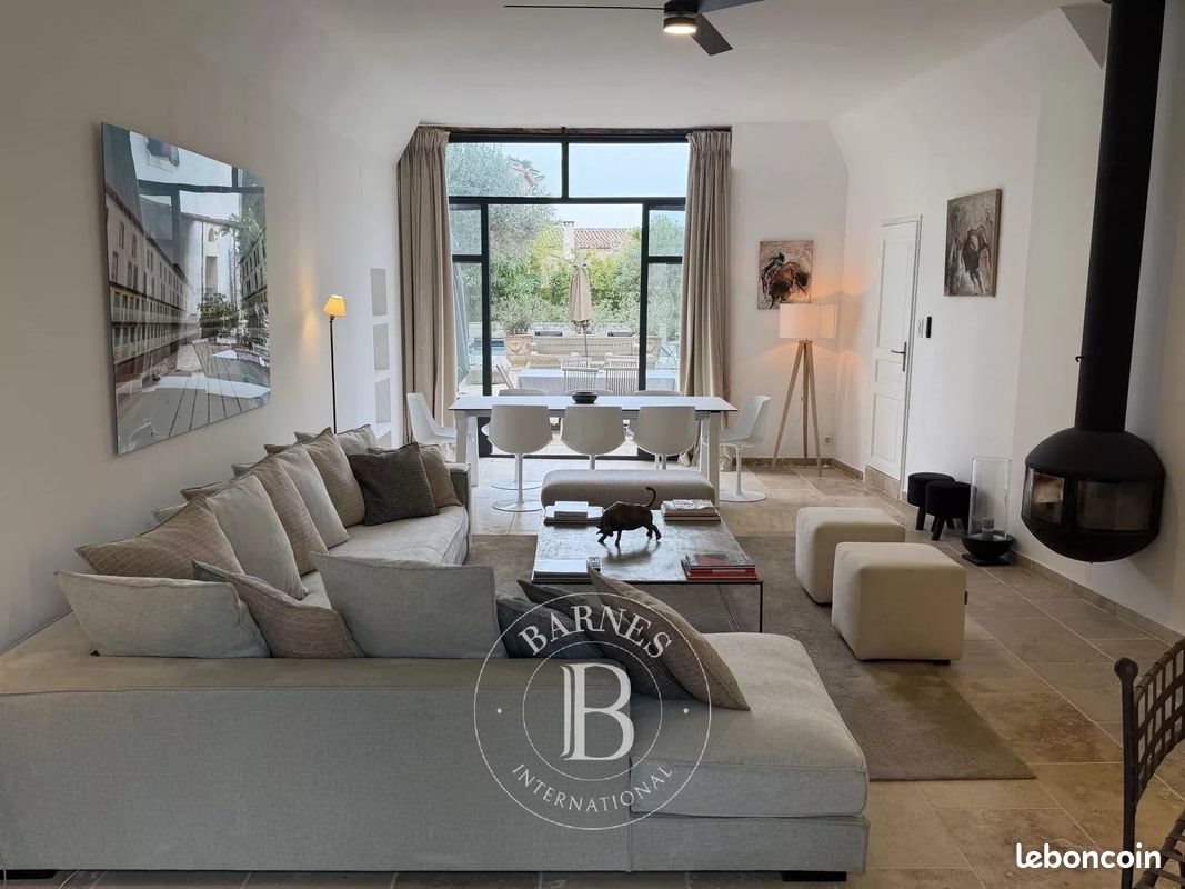 Maison à vendre, 530m², Nîmes